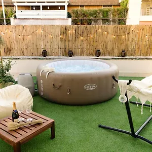 Apulialux Penthouse & Garden Con Spa In Centro Apartment Bari