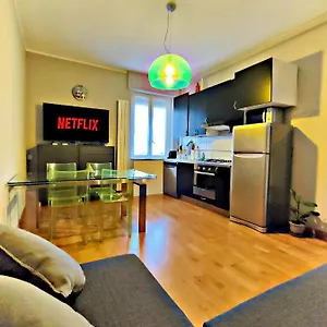 Relax - Navigli Apartment